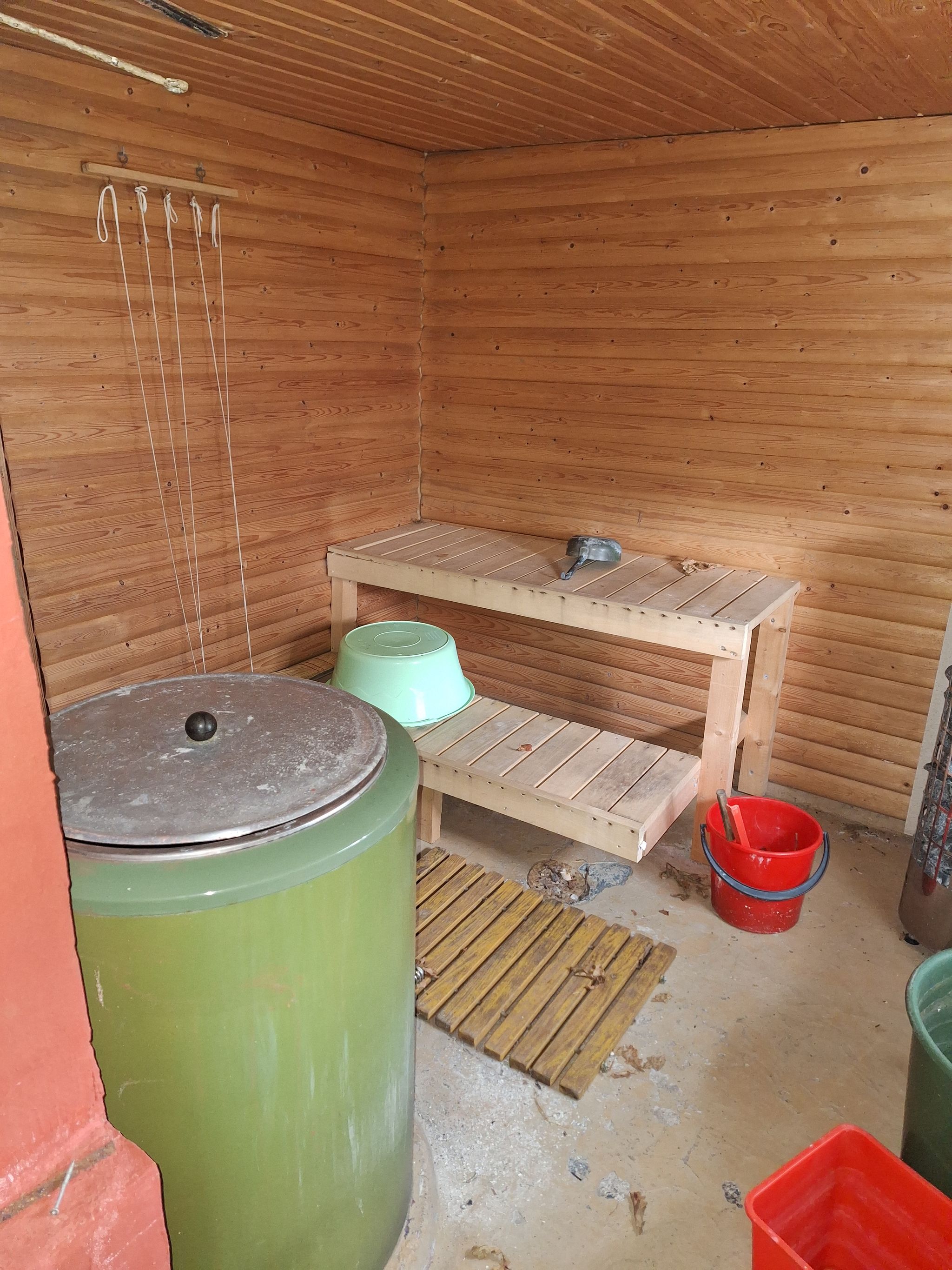 Image 17/19
