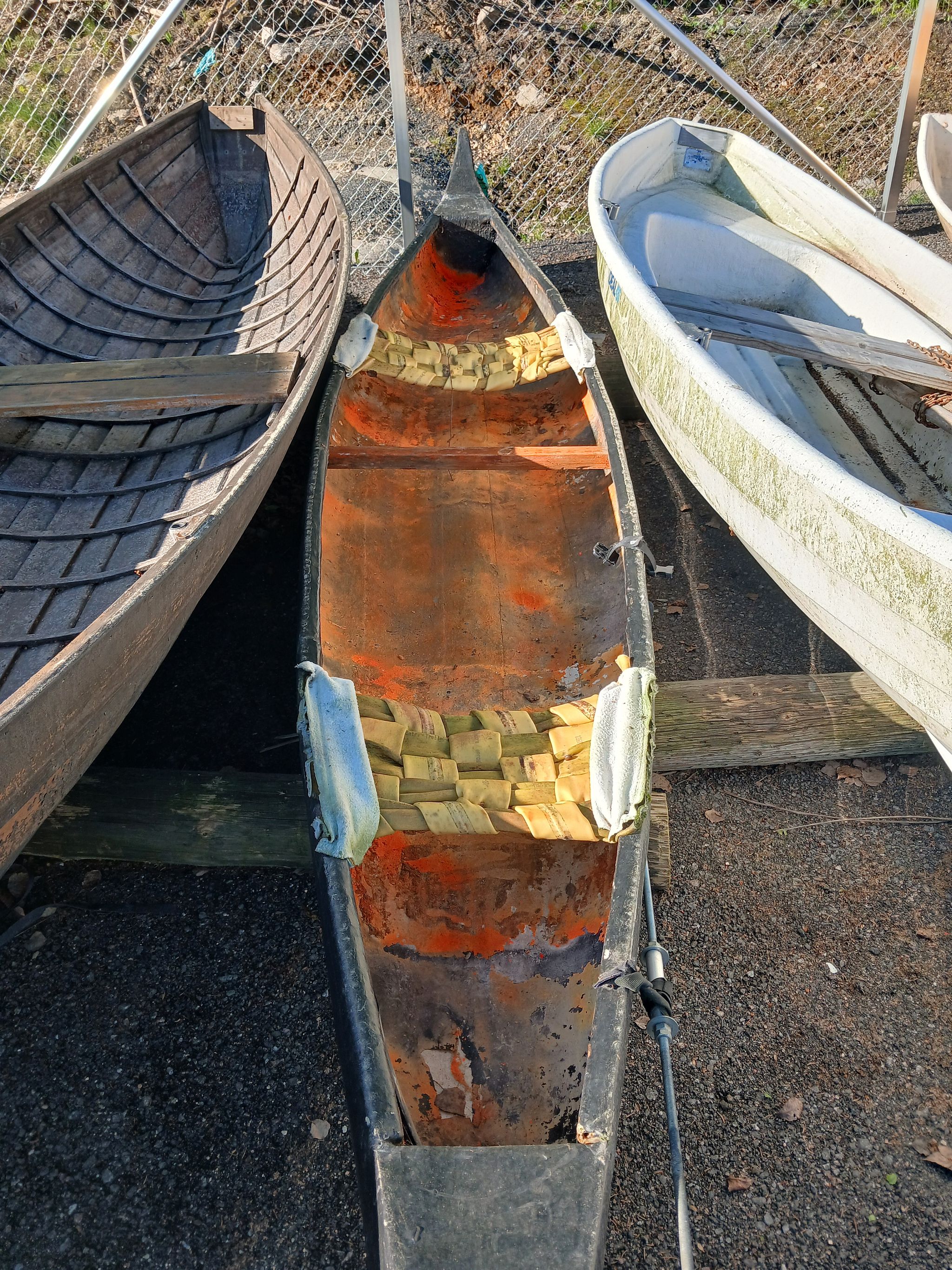 Image 2/4