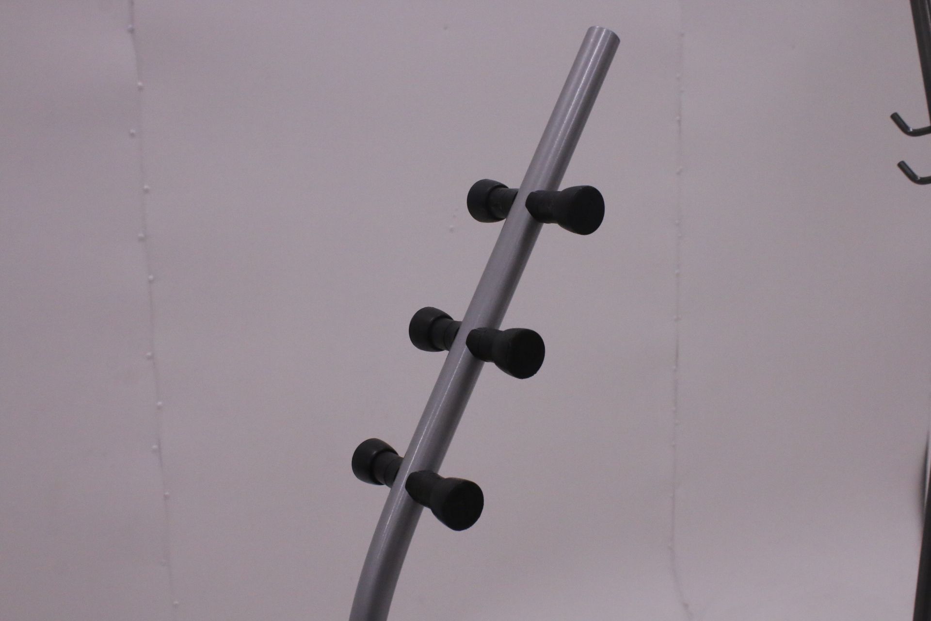 Image 6/9