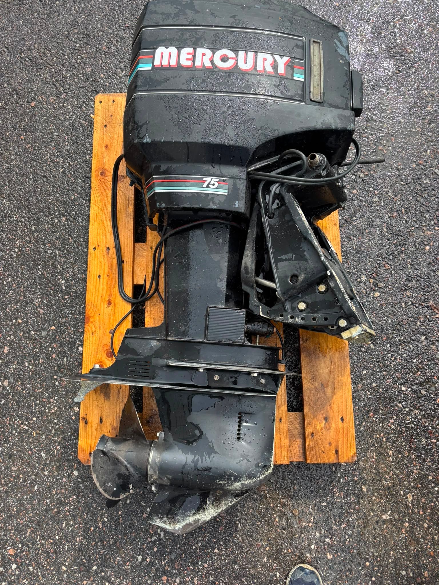 Image 1/6