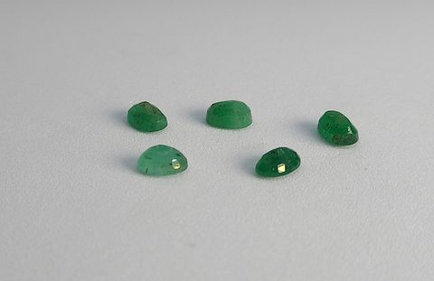 Image 3/5