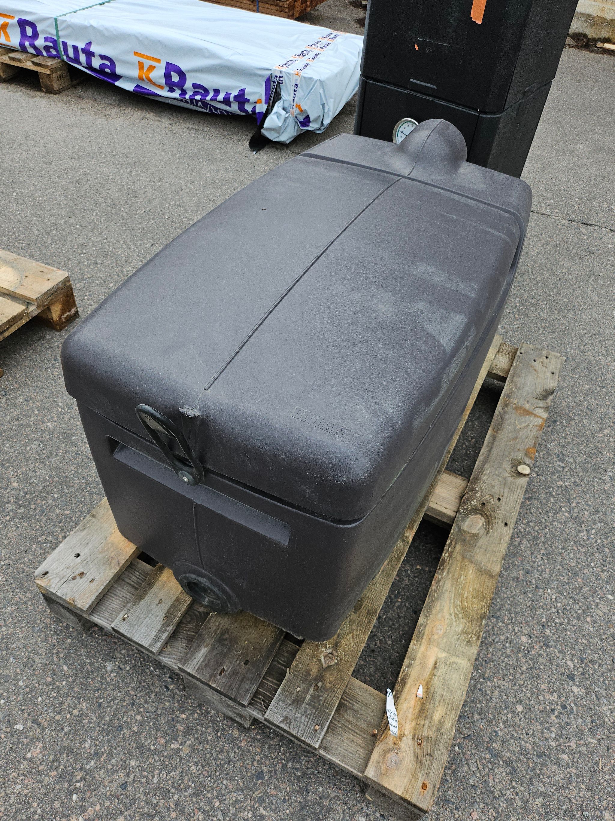 Image 1/5