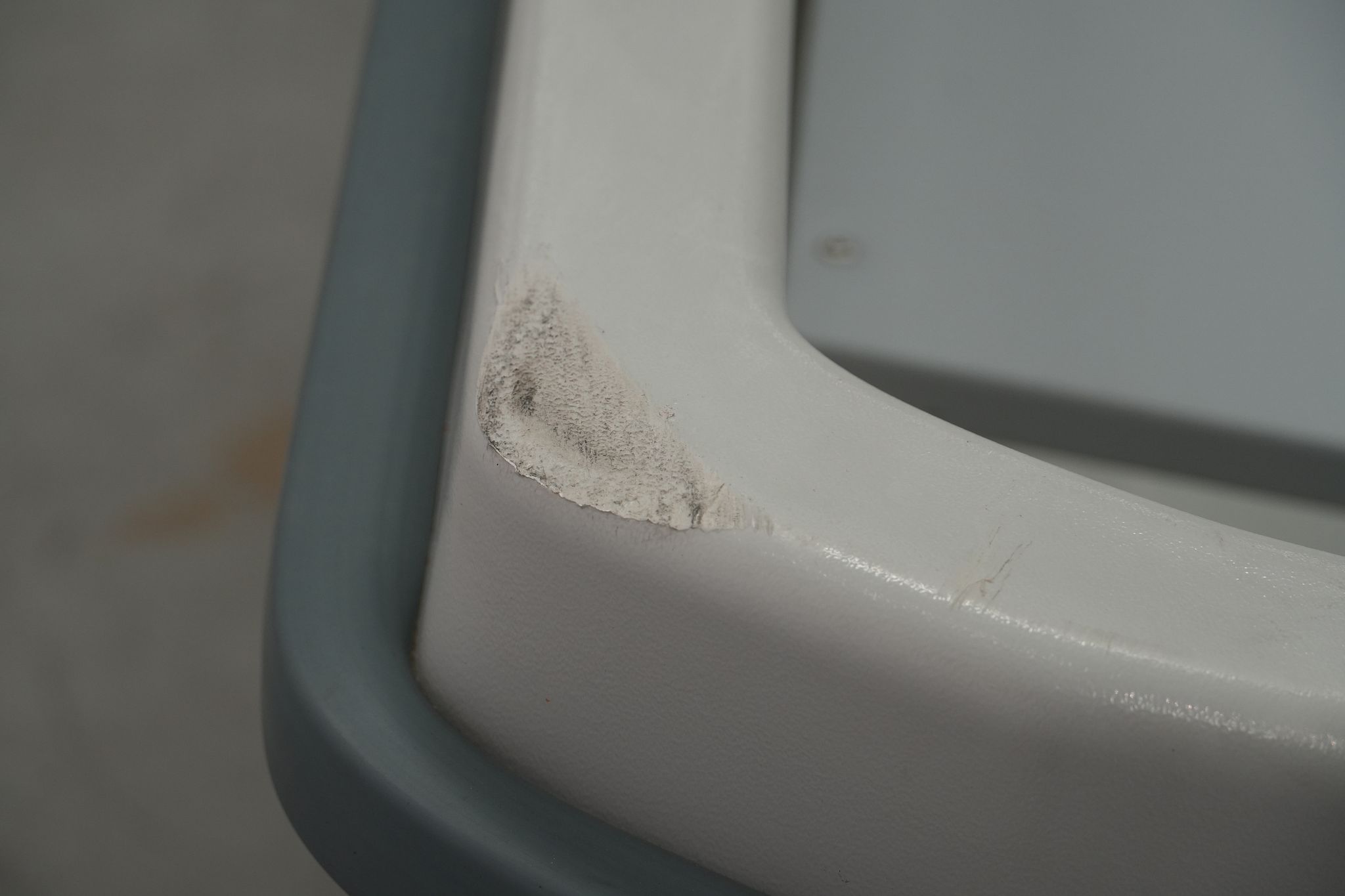 Image 4/13