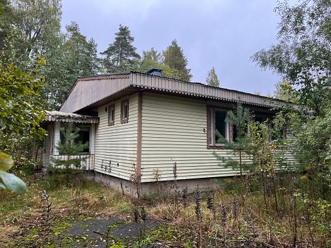 Image 1/28