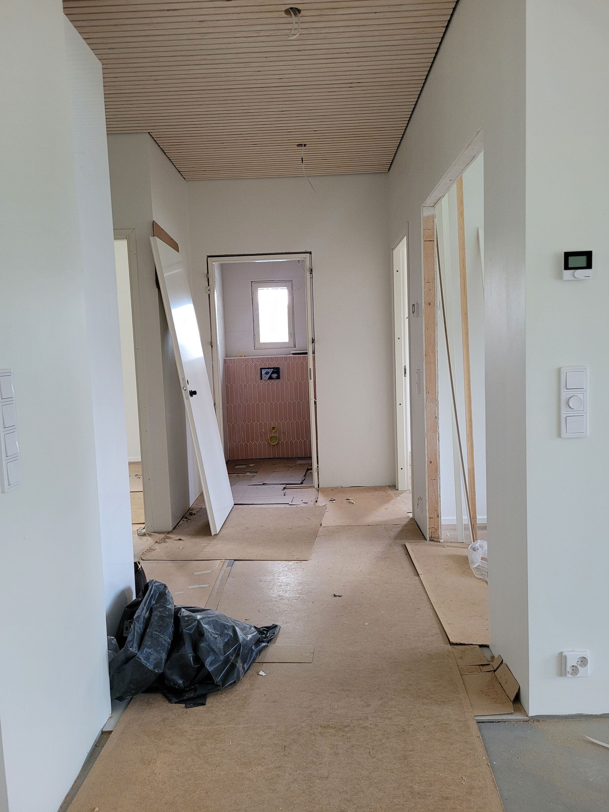 Image 13/85